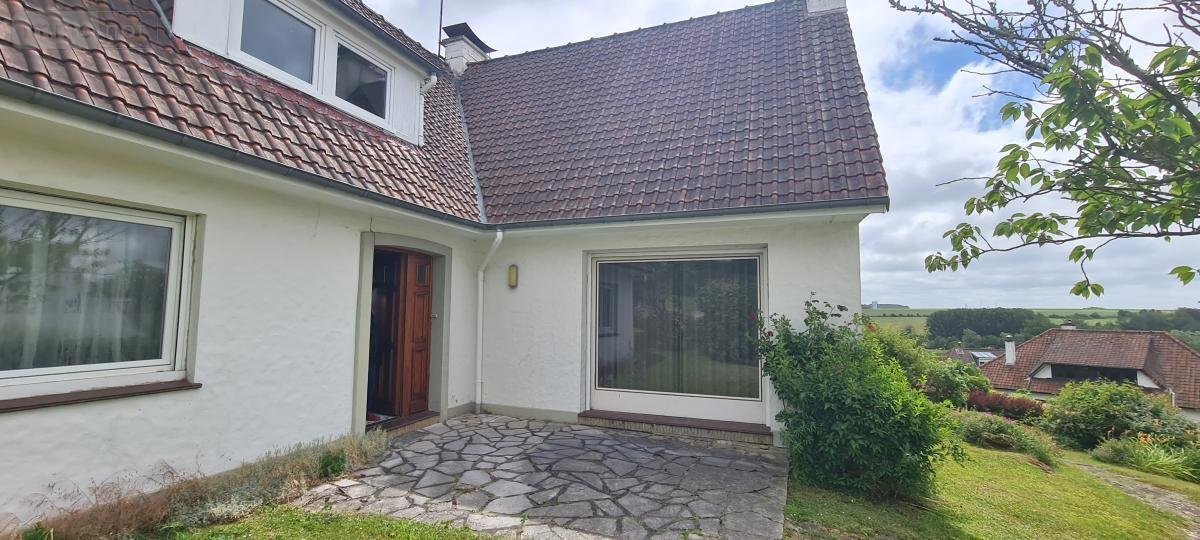 Maison a vendre Montreuil-sur-Mer 62170 Pas-de-Calais 125 m2 6 pièces 392000 euros