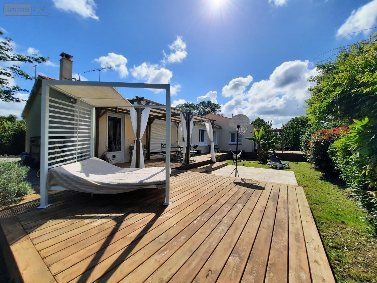 Maison a vendre Saint-Christophe-du-Ligneron 85670 Vendée 145 m2 6 pièces 340600 euros