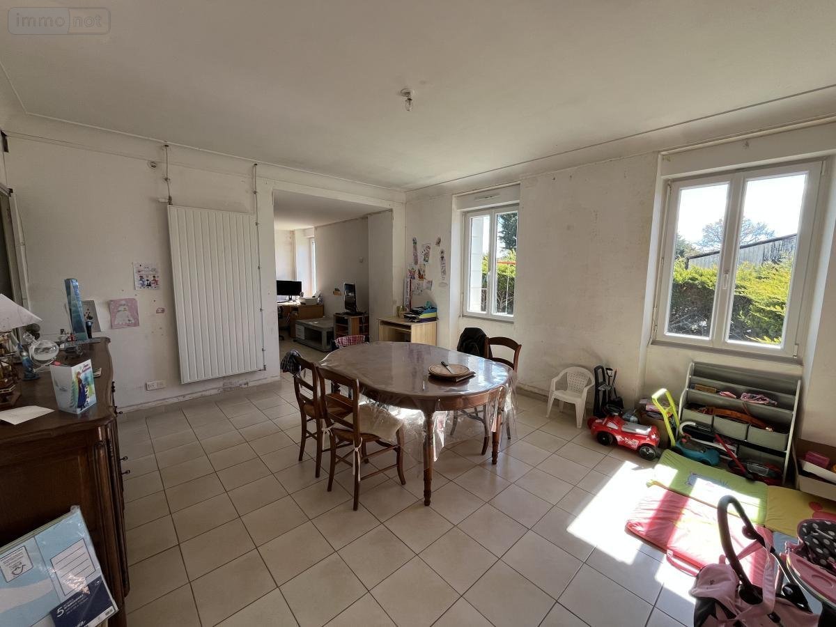 Maison a vendre Val d'Erdre-Auxence 49370 Maine-et-Loire 182 m2 5 pièces 240000 euros
