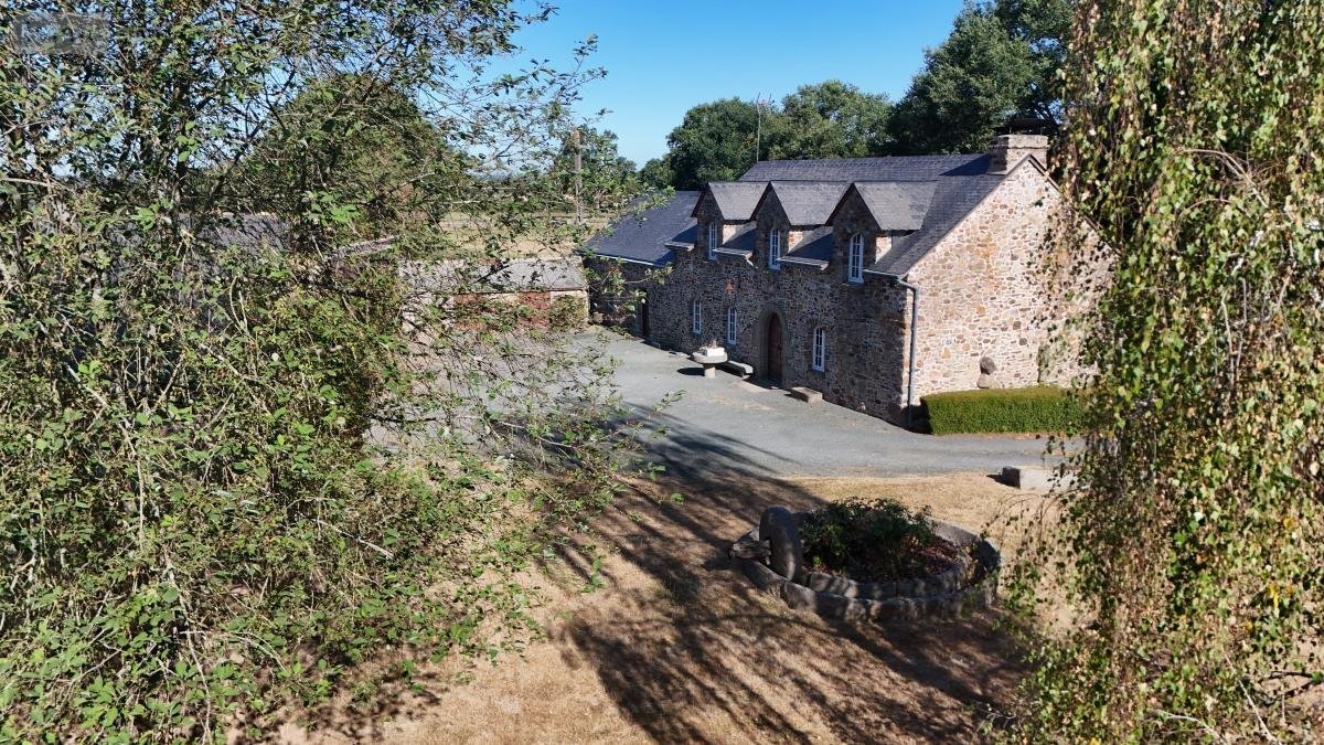 Maison a vendre Le Bignon-du-Maine 53170 Mayenne 167 m2 6 pièces 332300 euros