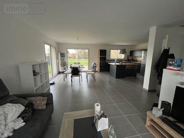 Location maison Moncé-en-Belin 72230 Sarthe 112 m2 4 pièces 1050 euros