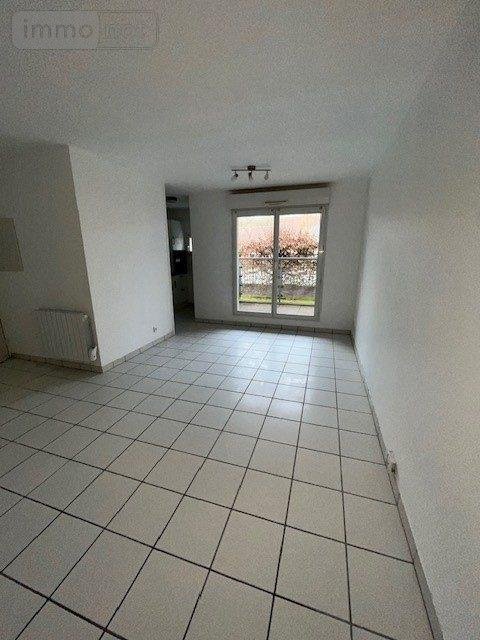 Location appartement Allonnes 72700 Sarthe 47 m2 2 pièces 560 euros