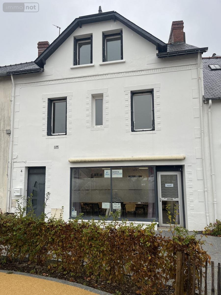 Immeuble a vendre Ploërmel 56800 Morbihan 193 m2  291220 euros