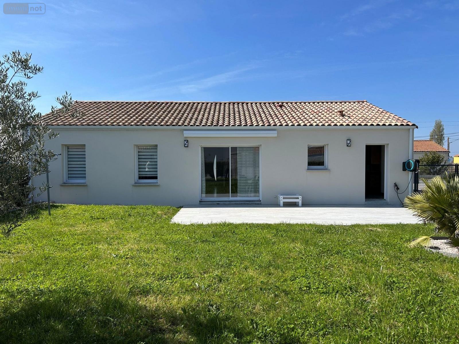 Maison a vendre Beauvoir-sur-Mer 85230 Vendée 98 m2 4 pièces 317150 euros