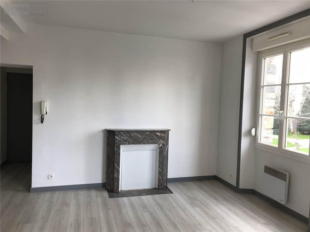 Location appartement Rennes 35000 Ille-et-Vilaine 34 m2 2 pièces 608 euros