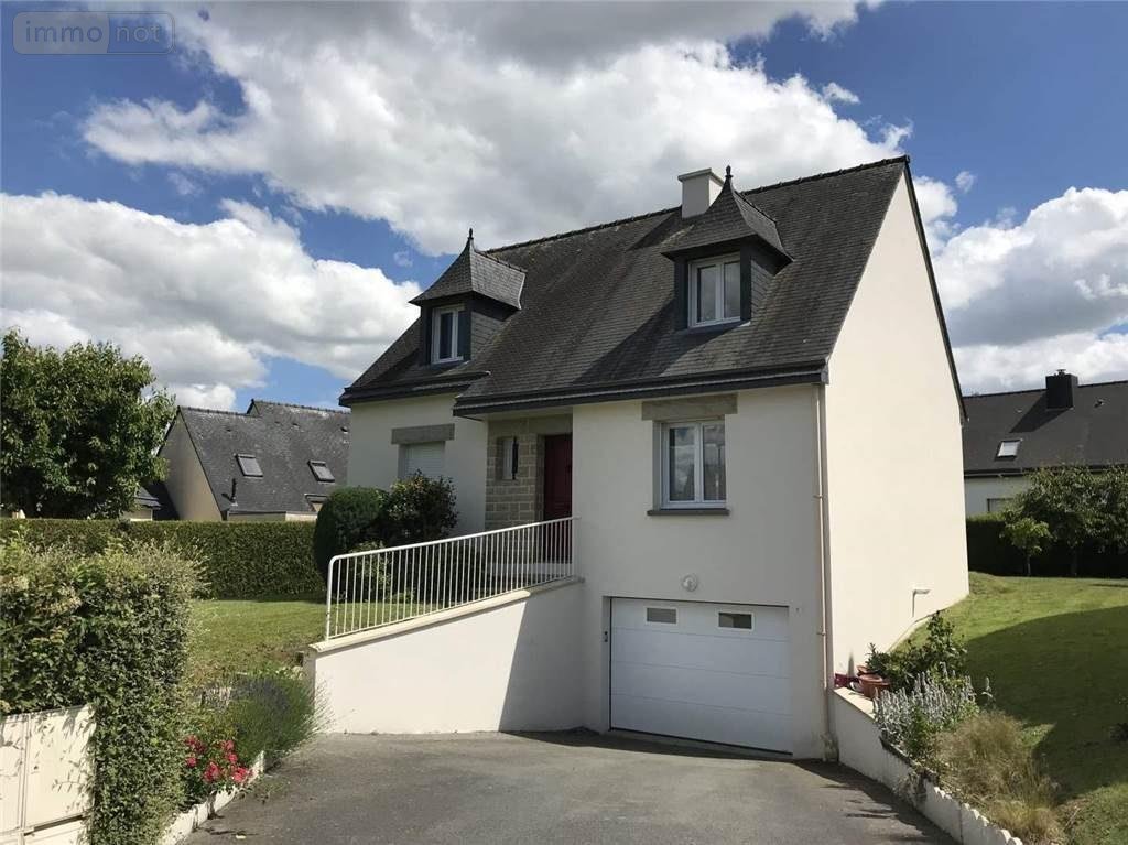 Location maison Châteaugiron 35410 Ille-et-Vilaine 107 m2 6 pièces 1200 euros