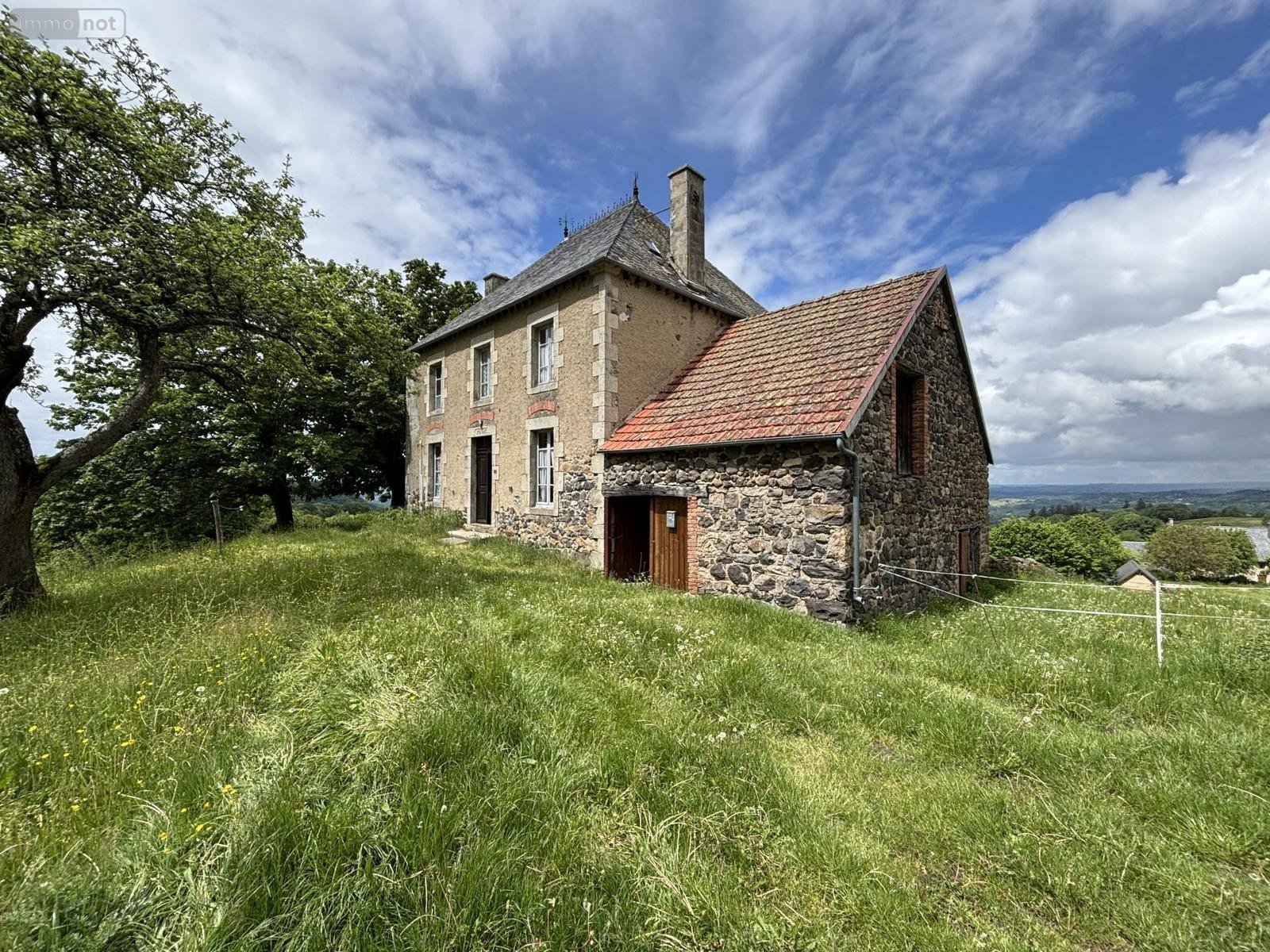 Maison a vendre La Monselie 15240 Cantal 148 m2 6 pièces 84800 euros