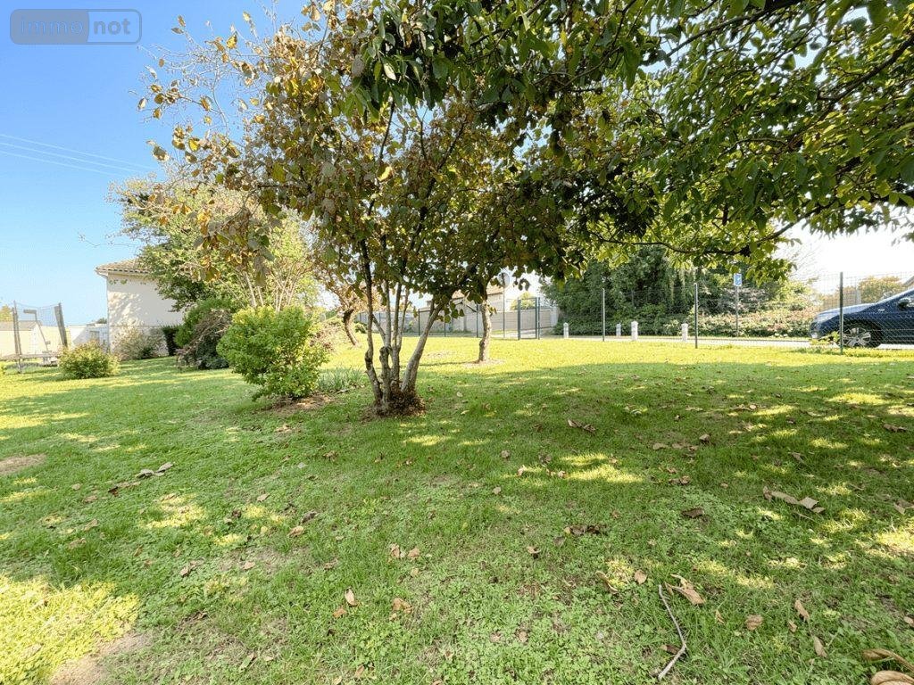 Terrain a batir a vendre Vouneuil-sous-Biard 86580 Vienne 1020 m2  51000 euros