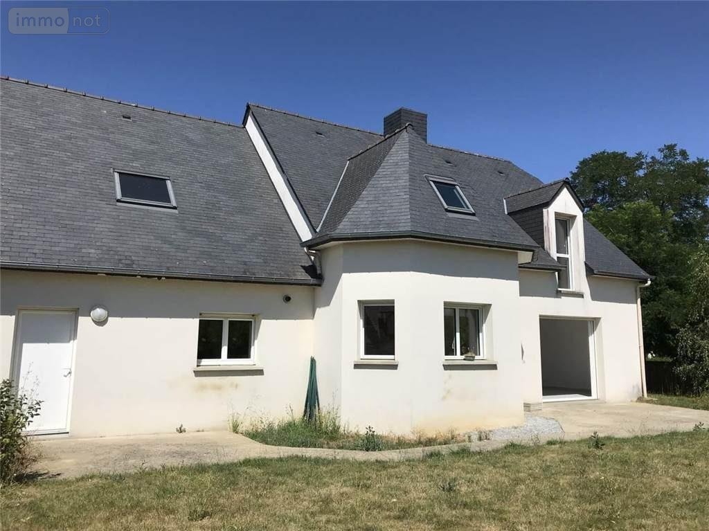 Location maison Châteaugiron 35410 Ille-et-Vilaine 130 m2 7 pièces 1275 euros