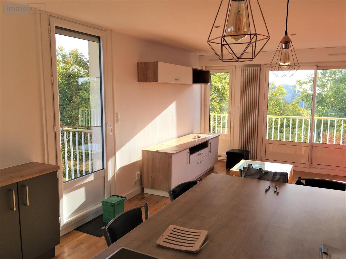 Location appartement Angers 49000 Maine-et-Loire 77 m2 3 pièces 1140 euros