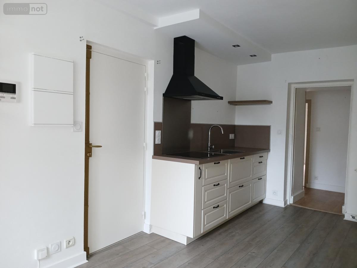 Appartement a vendre Lamballe-Armor 22400 Côtes-d'Armor 73 m2  169600 euros
