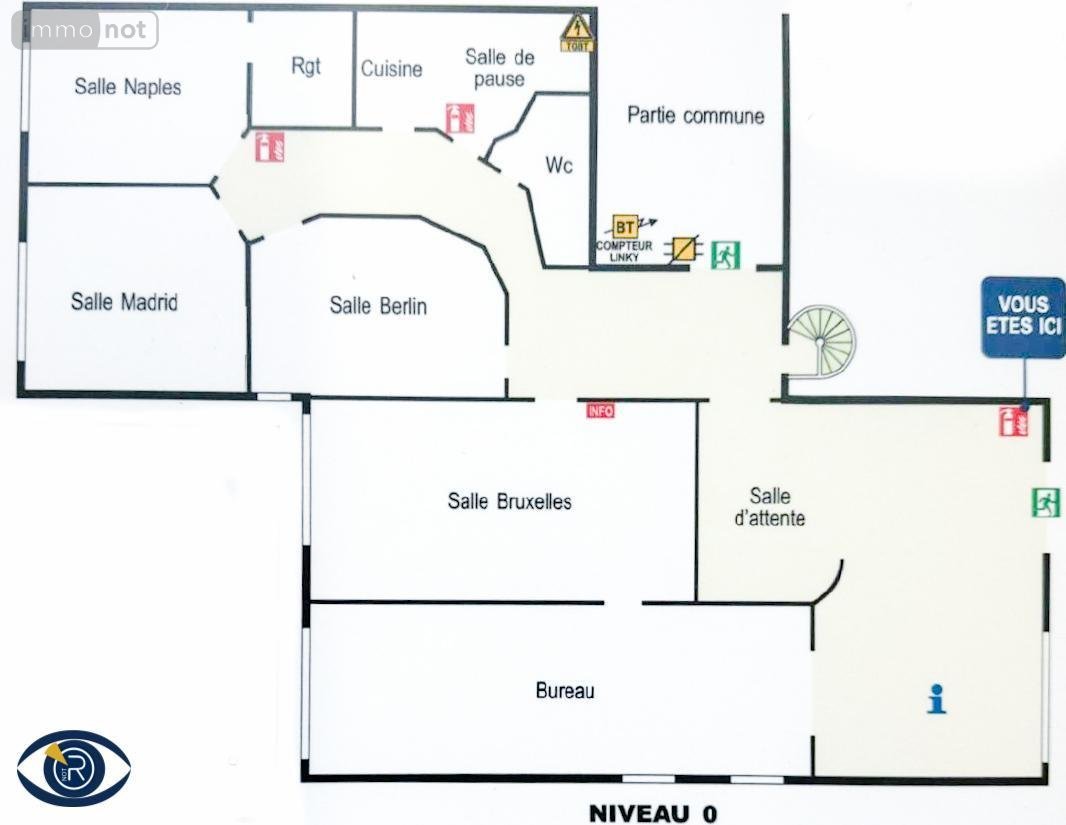 Fonds et murs commerciaux a vendre Laval 53000 Mayenne 229 m2  312000 euros