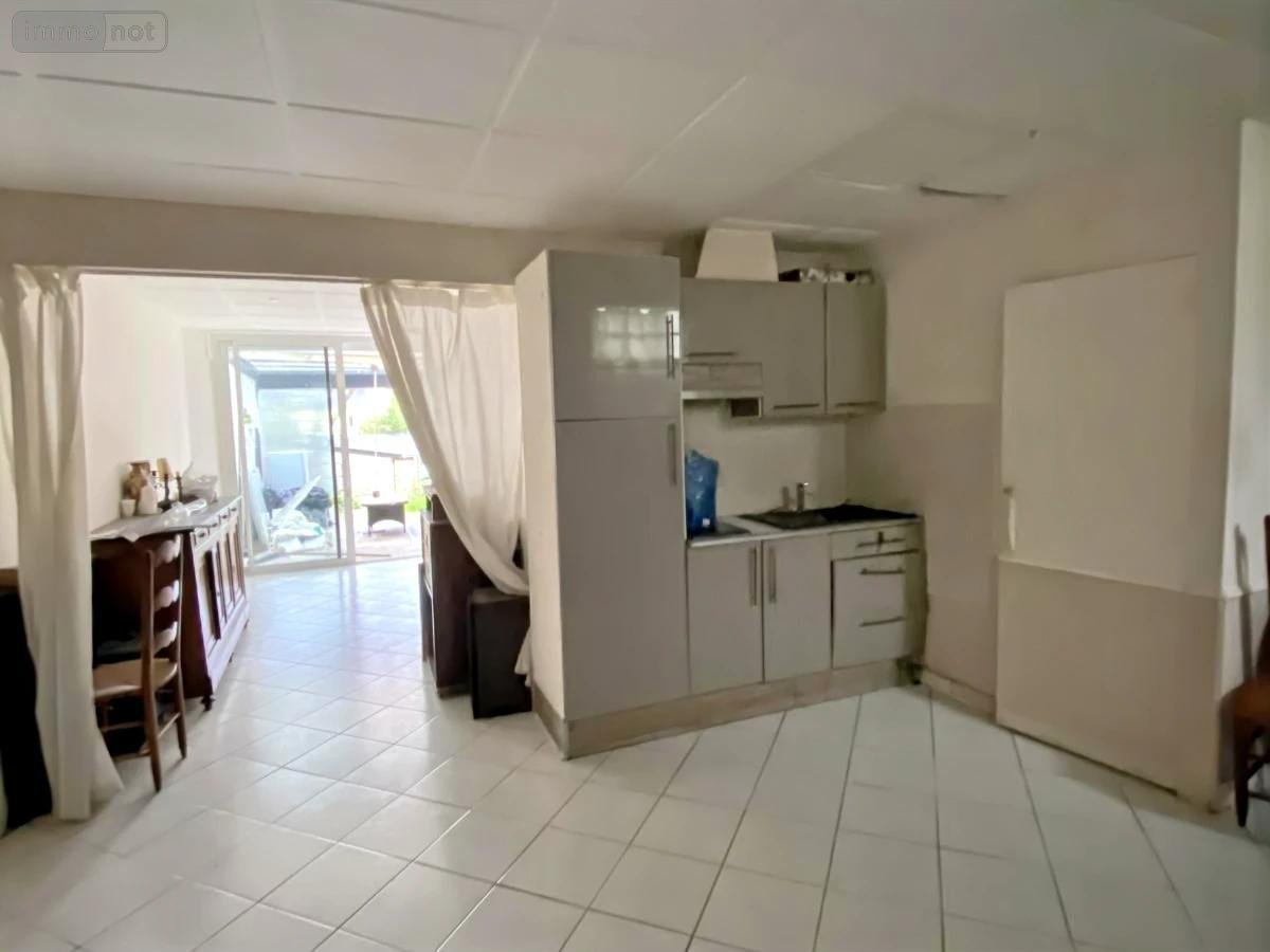 Appartement a vendre Angers 49000 Maine-et-Loire 31 m2 1 pièce 90100 euros