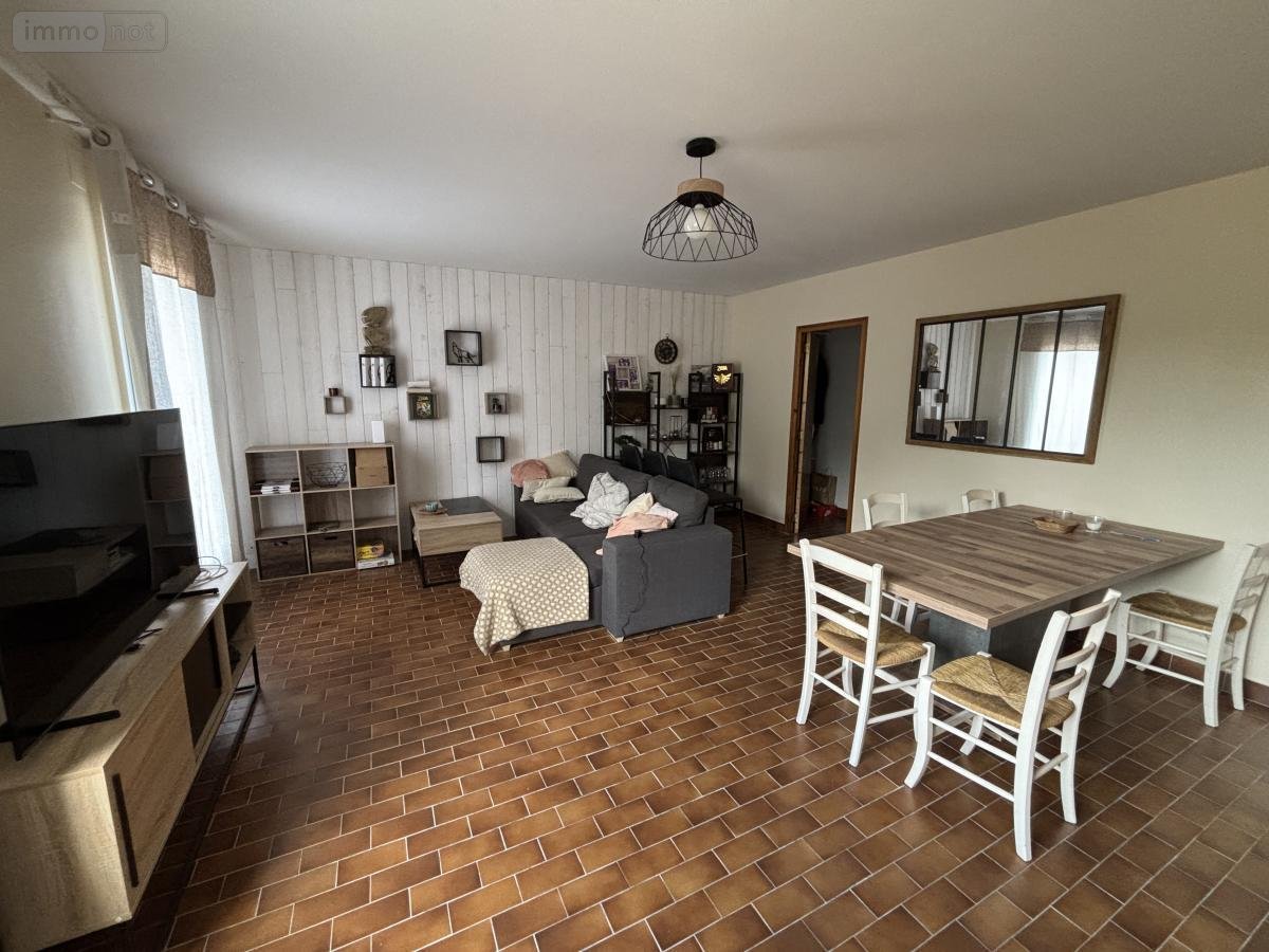 Maison a vendre La Cornuaille 49440 Maine-et-Loire 79 m2 3 pièces 122800 euros