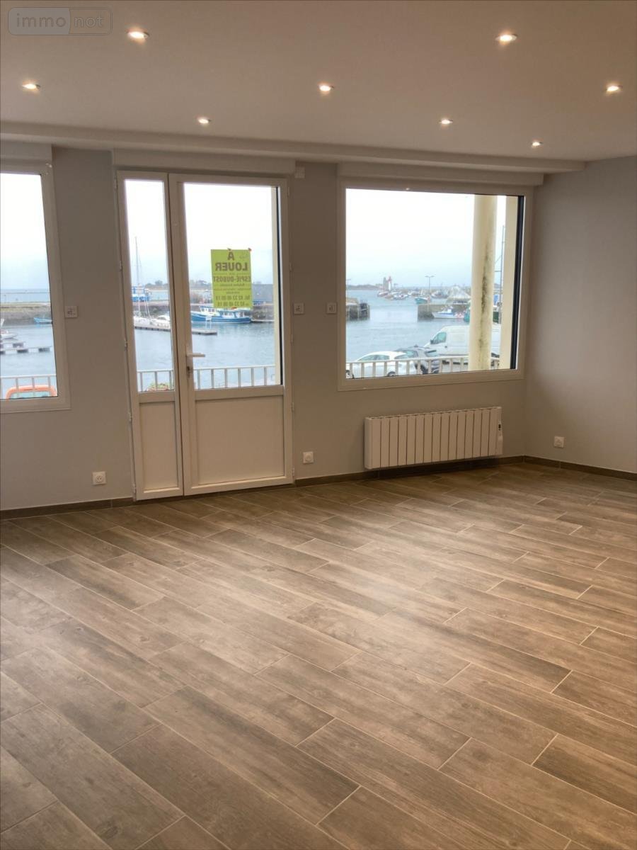 Location appartement Saint-Vaast-la-Hougue 50550 Manche 106 m2 3 pièces 860 euros