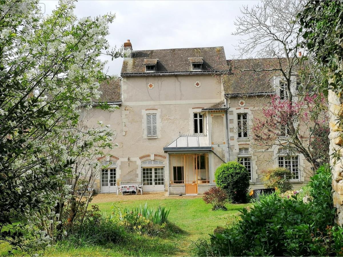 Maison a vendre Descartes 37160 Indre-et-Loire 196 m2 8 pièces 199920 euros