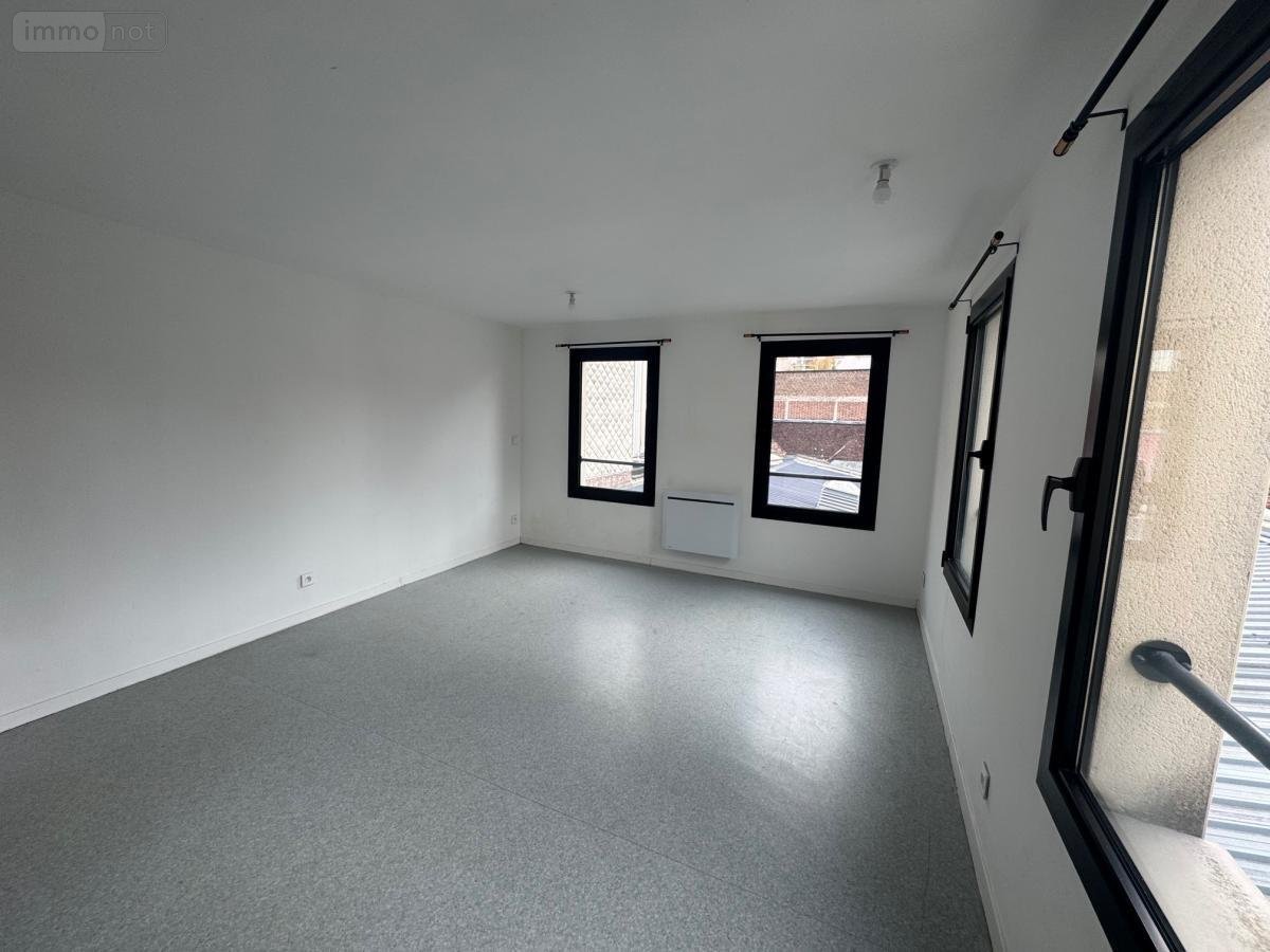 Location appartement Roubaix 59100 Nord 27 m2 1 pièce 490 euros