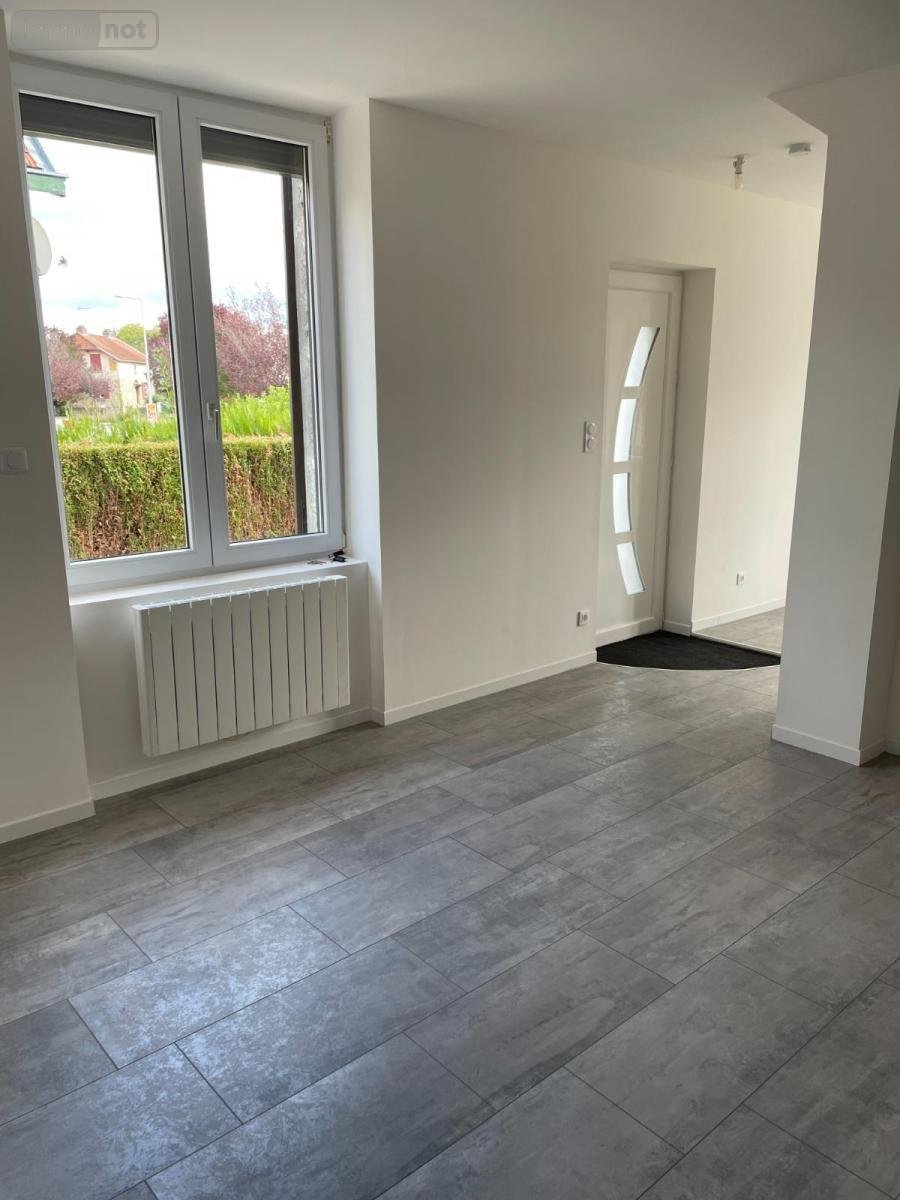 Location maison Tavaux 39500 Jura 65 m2 4 pièces 785 euros