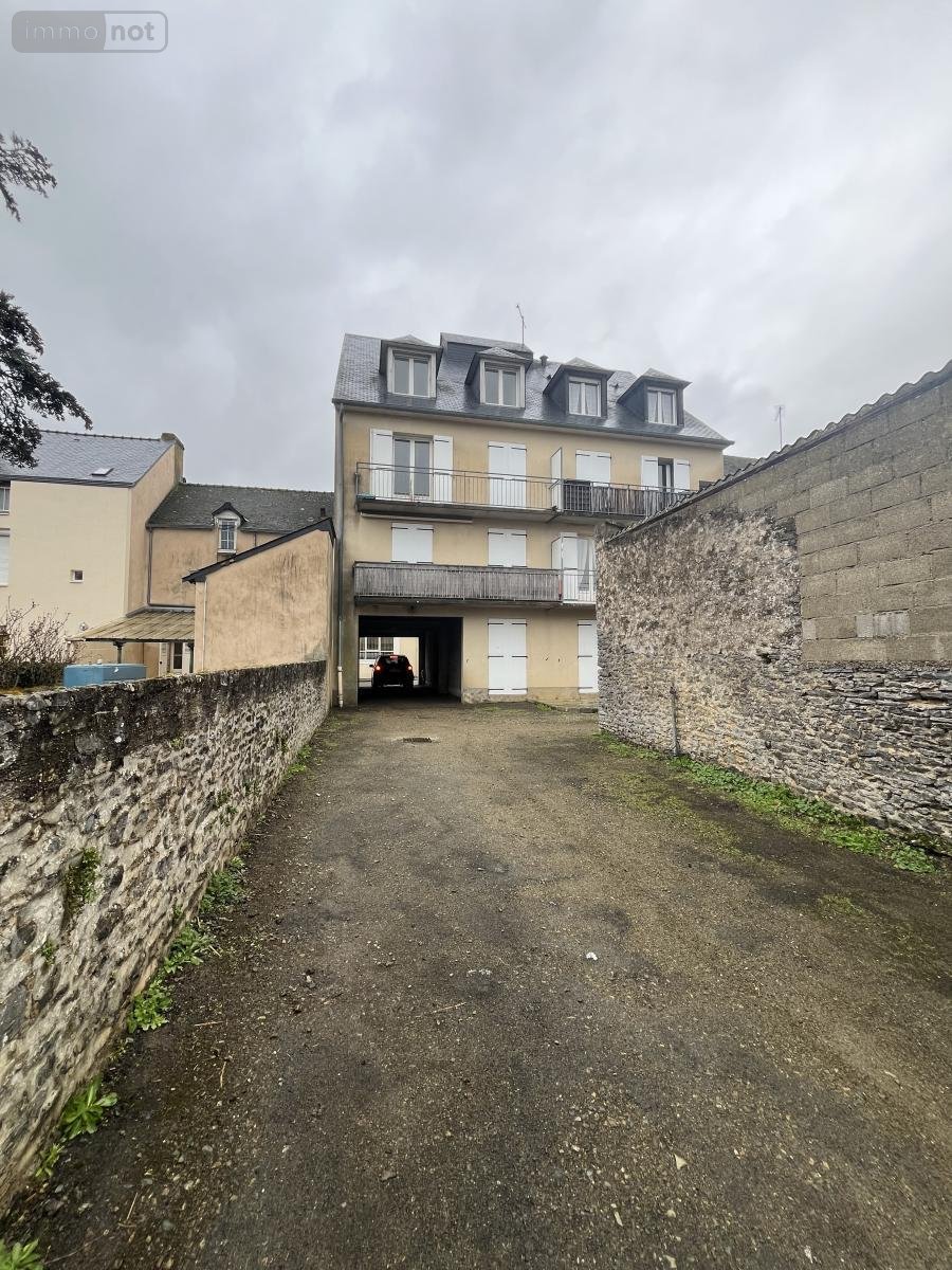 Location appartement Évron 53600 Mayenne 39 m2 1 pièce 400 euros
