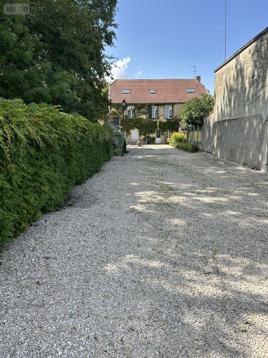 Immeuble a vendre Bezannes 51430 Marne 325 m2  600000 euros