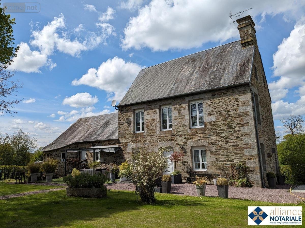Location maison Vire-Normandie 14500 Calvados 180 m2 6 pièces 900 euros