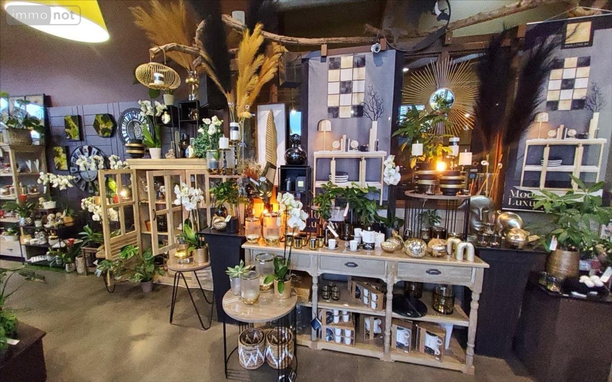 Fonds et murs commerciaux a vendre Carhaix-Plouguer 29270 Finistère 190 m2  94500 euros
