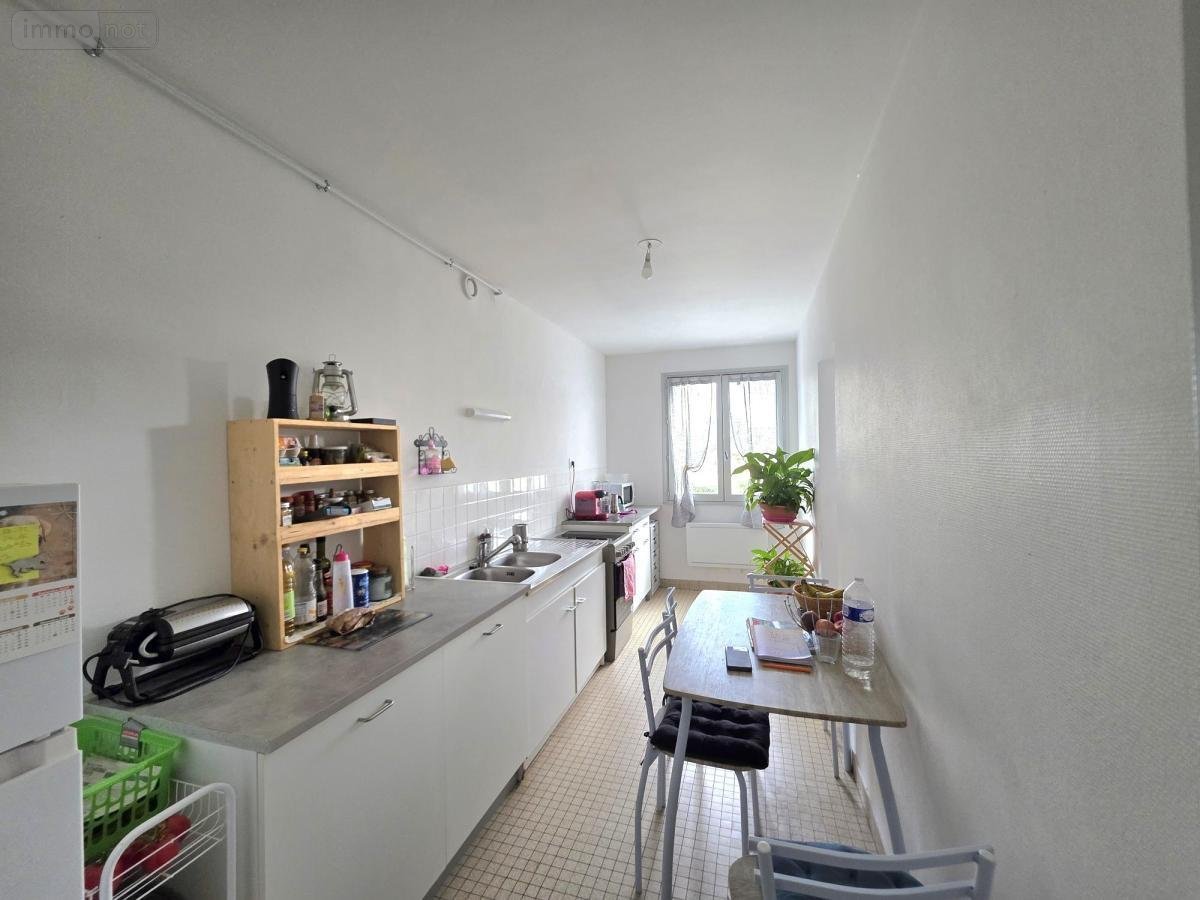 Appartement a vendre Vierzon 18100 Cher 71 m2 3 pièces 64800 euros