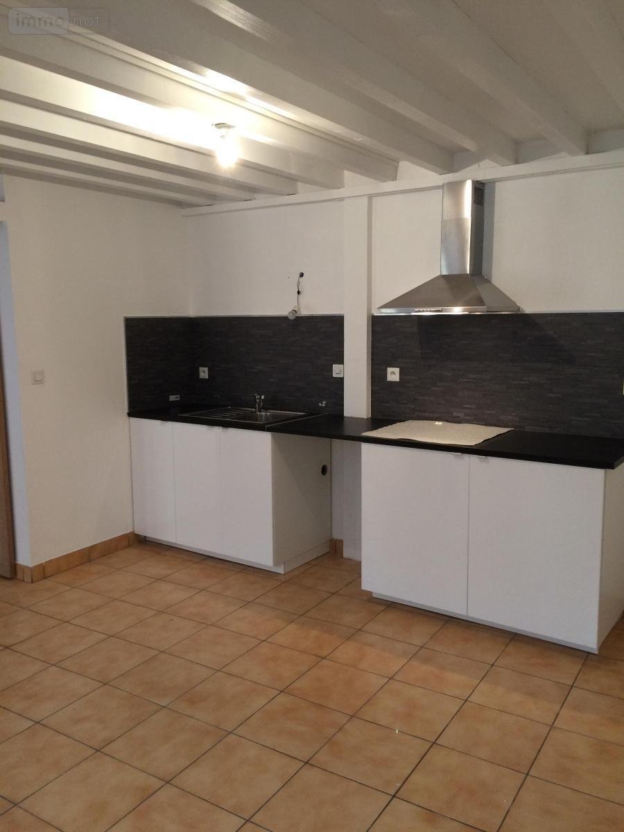 Location appartement Brionne 27800 Eure 33 m2  337 euros