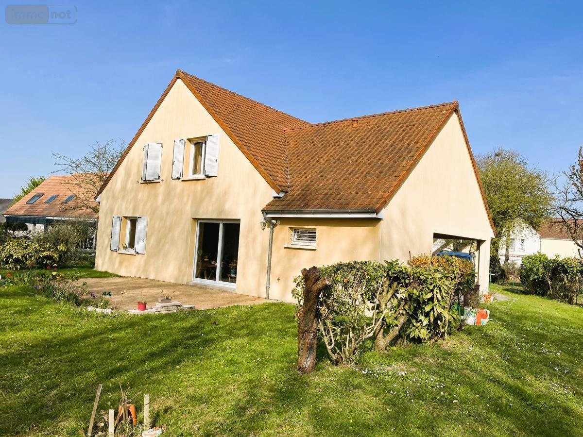 Maison a vendre La Bazoge 72650 Sarthe 106 m2 5 pièces 281520 euros