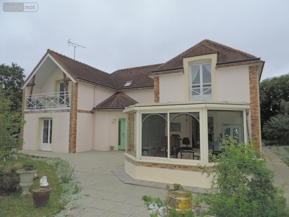 Maison a vendre Évron 53600 Mayenne 220 m2  361100 euros
