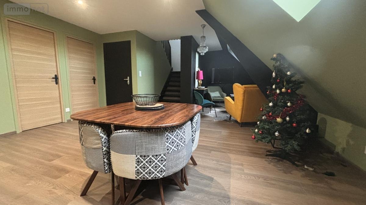 Location appartement La Capelle-lès-Boulogne 62360 Pas-de-Calais 80 m2 3 pièces 820 euros