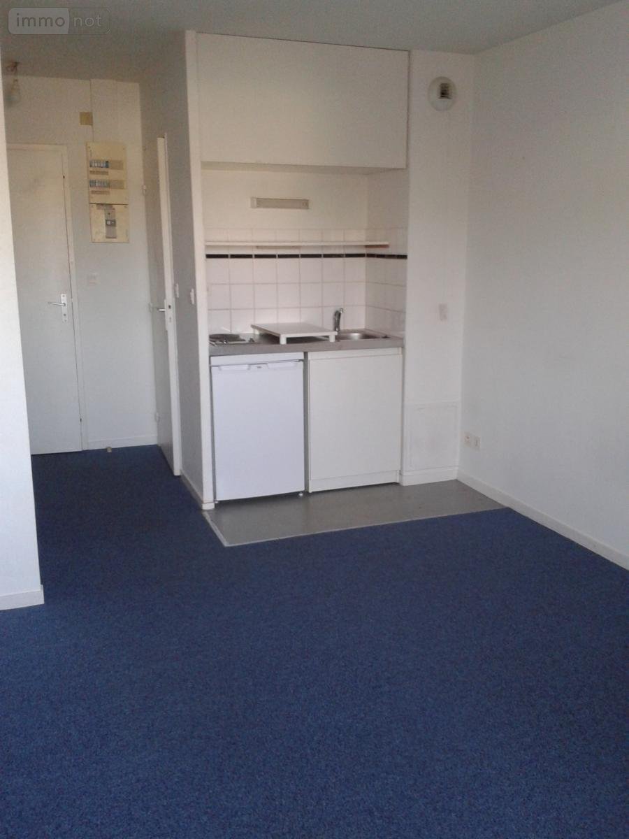 Location appartement Nantes 44000 Loire-Atlantique 19 m2 1 pièce 331 euros