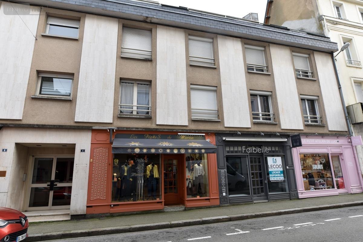 Fonds et murs commerciaux a vendre Laval 53000 Mayenne 68 m2  146000 euros