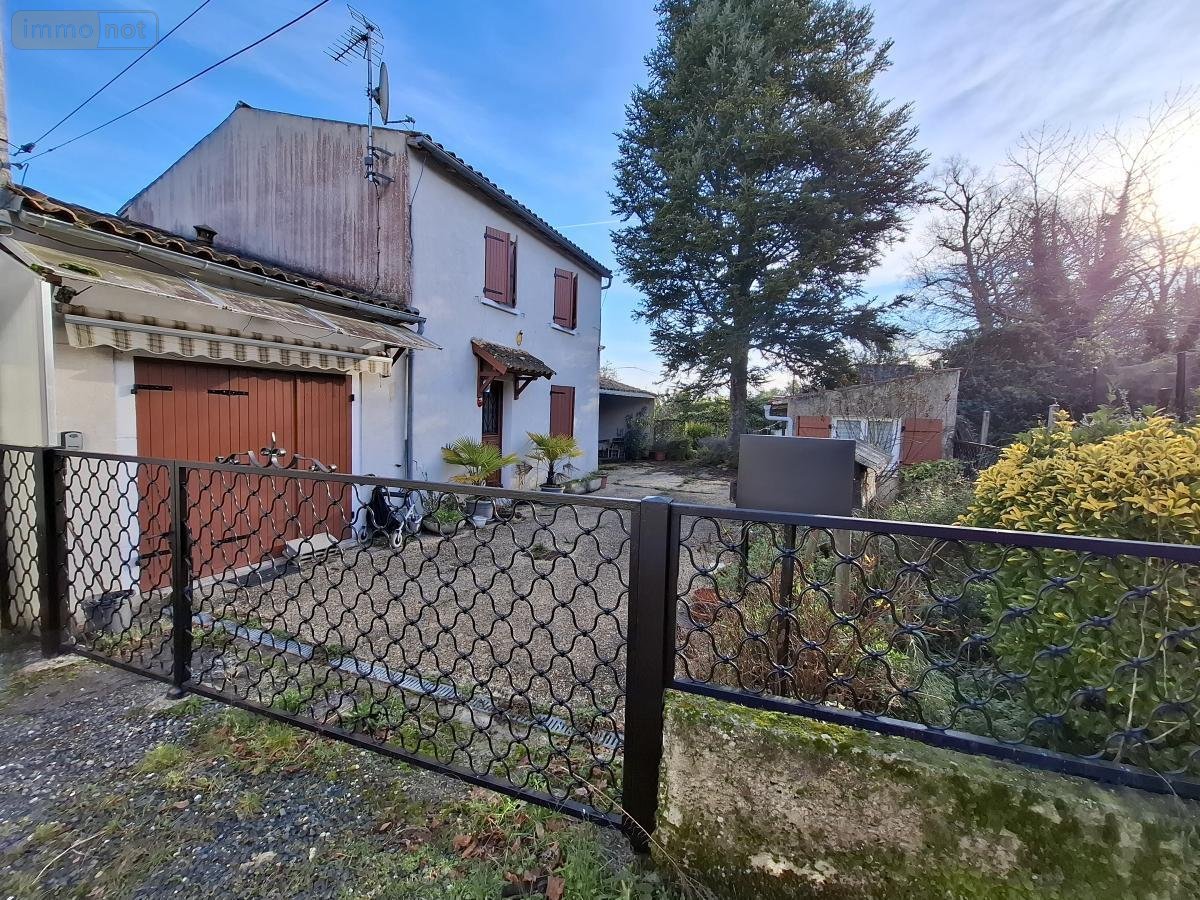 Maison a vendre Saint-Hilaire-de-Villefranche 17770 Charente-Maritime 112 m2 4 pièces 125904 euros