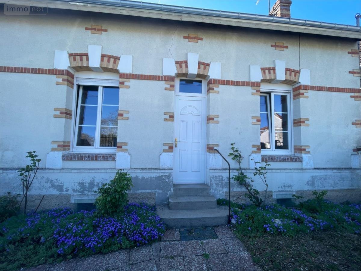 Location maison Vendôme 41100 Loir-et-Cher 66 m2 3 pièces 760 euros