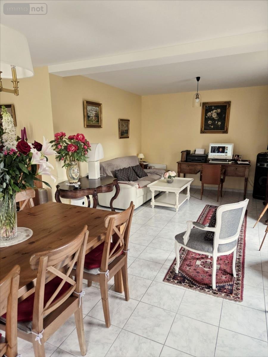 Appartement a vendre Quettehou 50630 Manche 90 m2 6 pièces 235350 euros