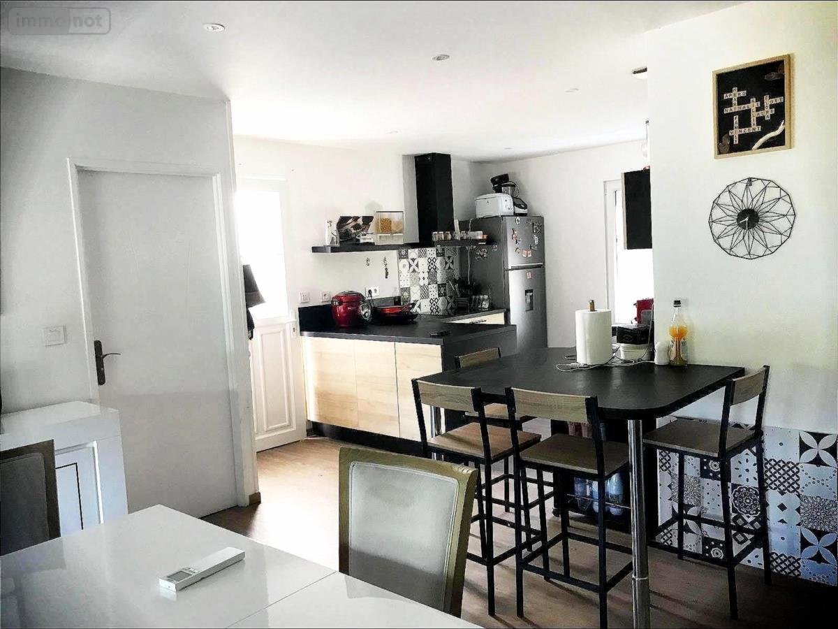 Maison a vendre Nohant-en-Goût 18390 Cher 125 m2 4 pièces 184965 euros