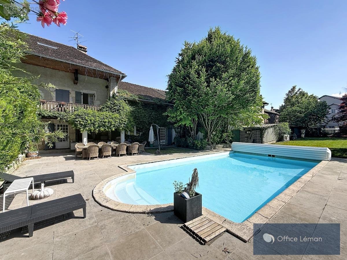 Maison a vendre Divonne-les-Bains 01220 Ain 201 m2 6 pièces 1500000 euros