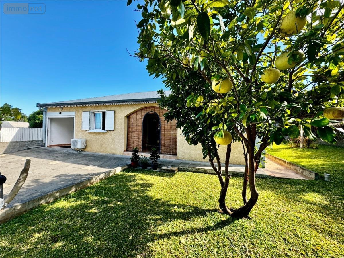 Maison a vendre La-Riviere 97421 Réunion 90 m2 4 pièces 364000 euros
