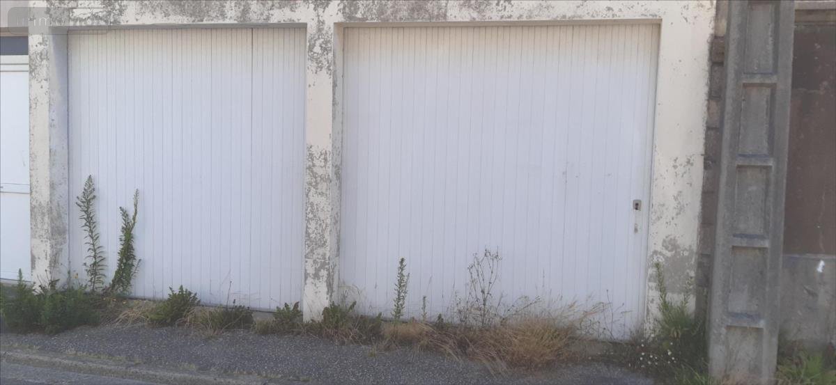 Garage et parking a vendre Cherbourg-en-Cotentin 50100 Manche 32 m2  42352 euros