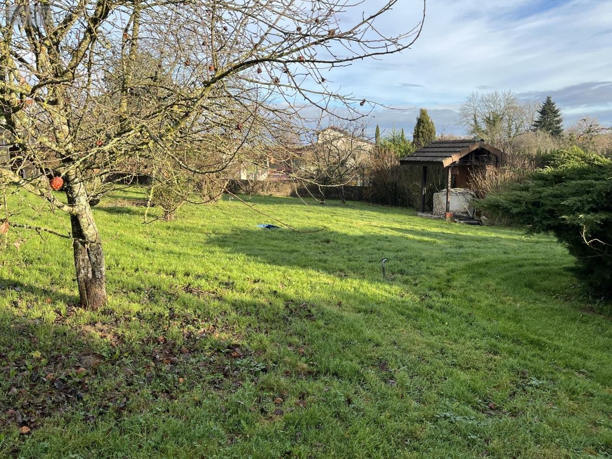Terrain a batir a vendre Saint-Éloi 01800 Ain 618 m2  140000 euros
