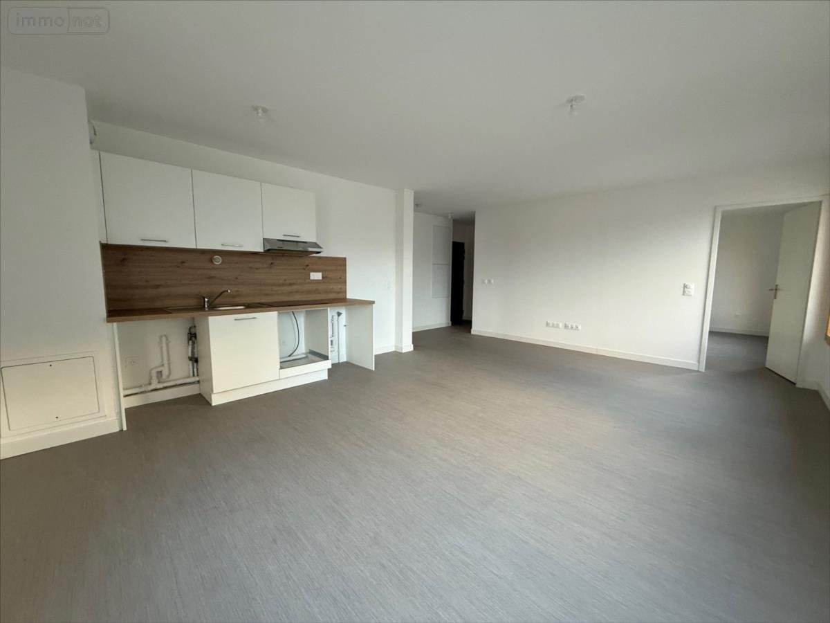 Location appartement Rouen 76000 Seine-Maritime 61 m2 3 pièces 842 euros