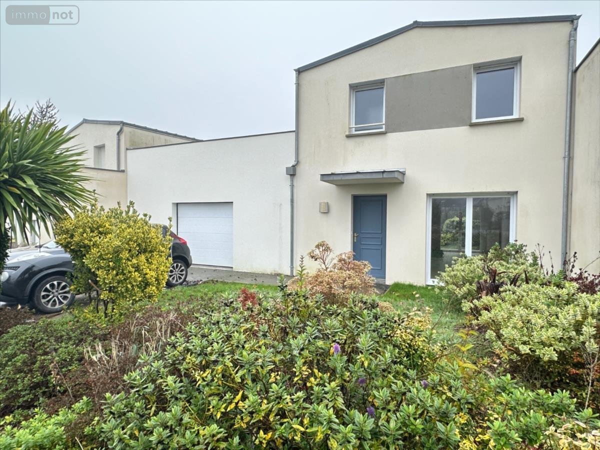 Location maison Gévezé 35850 Ille-et-Vilaine 82 m2 4 pièces 950 euros