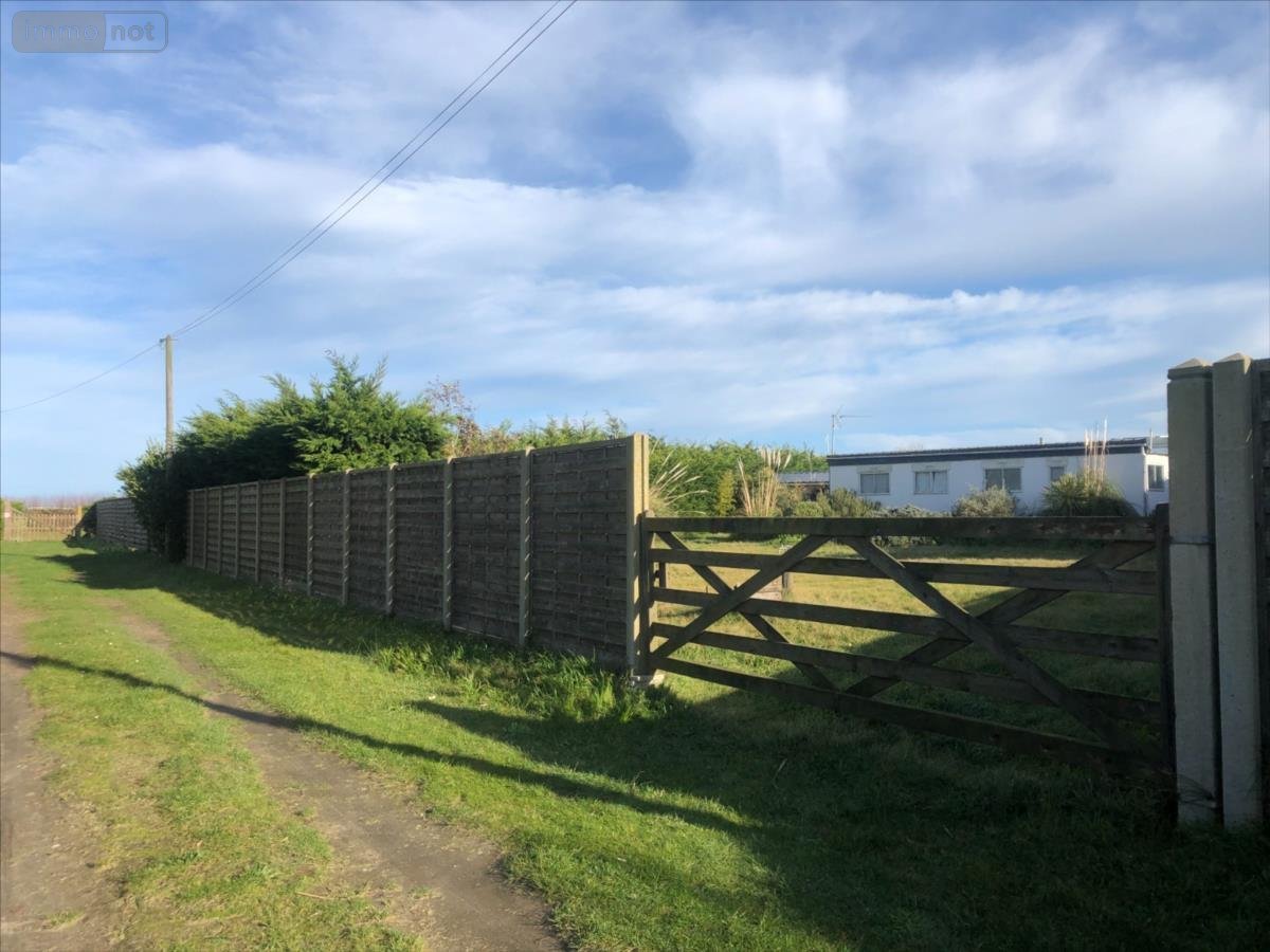 Bien agricole a vendre Réville 50760 Manche  96000 euros