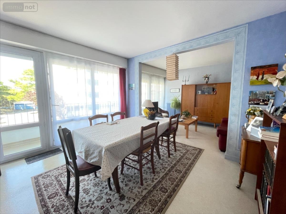 Appartement a vendre La Rochelle 17000 Charente-Maritime 93 m2 4 pièces 258960 euros