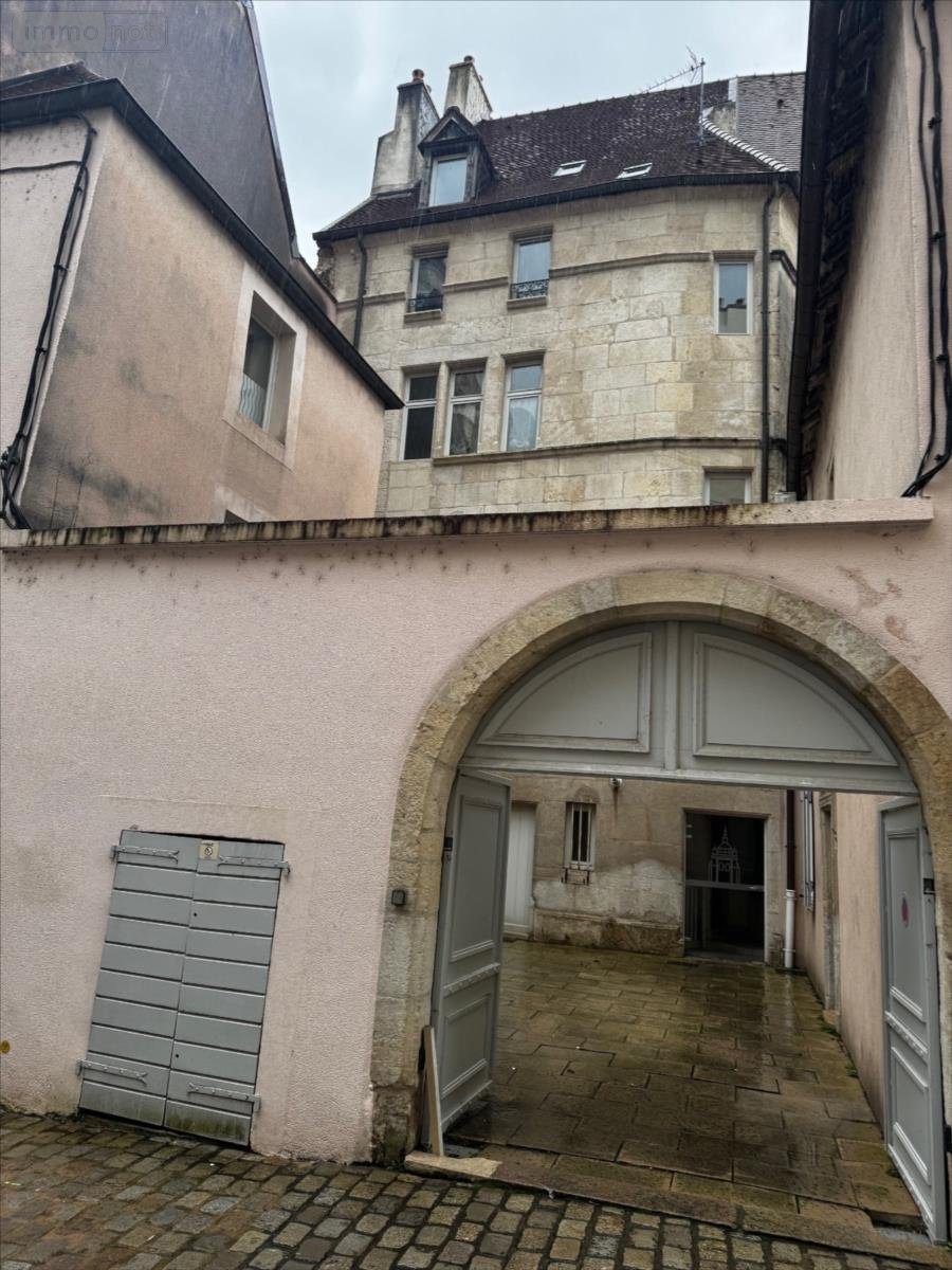 Location appartement Dole 39100 Jura 30 m2 2 pièces 440 euros