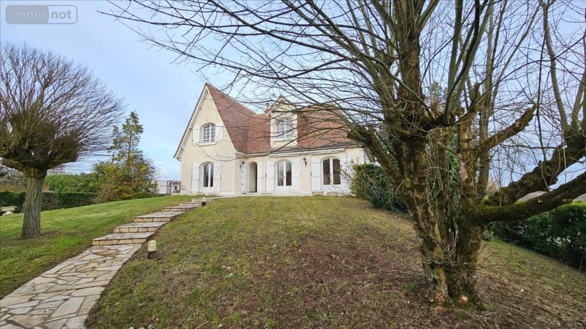 Maison a vendre Vendôme 41100 Loir-et-Cher 130 m2 6 pièces 249360 euros