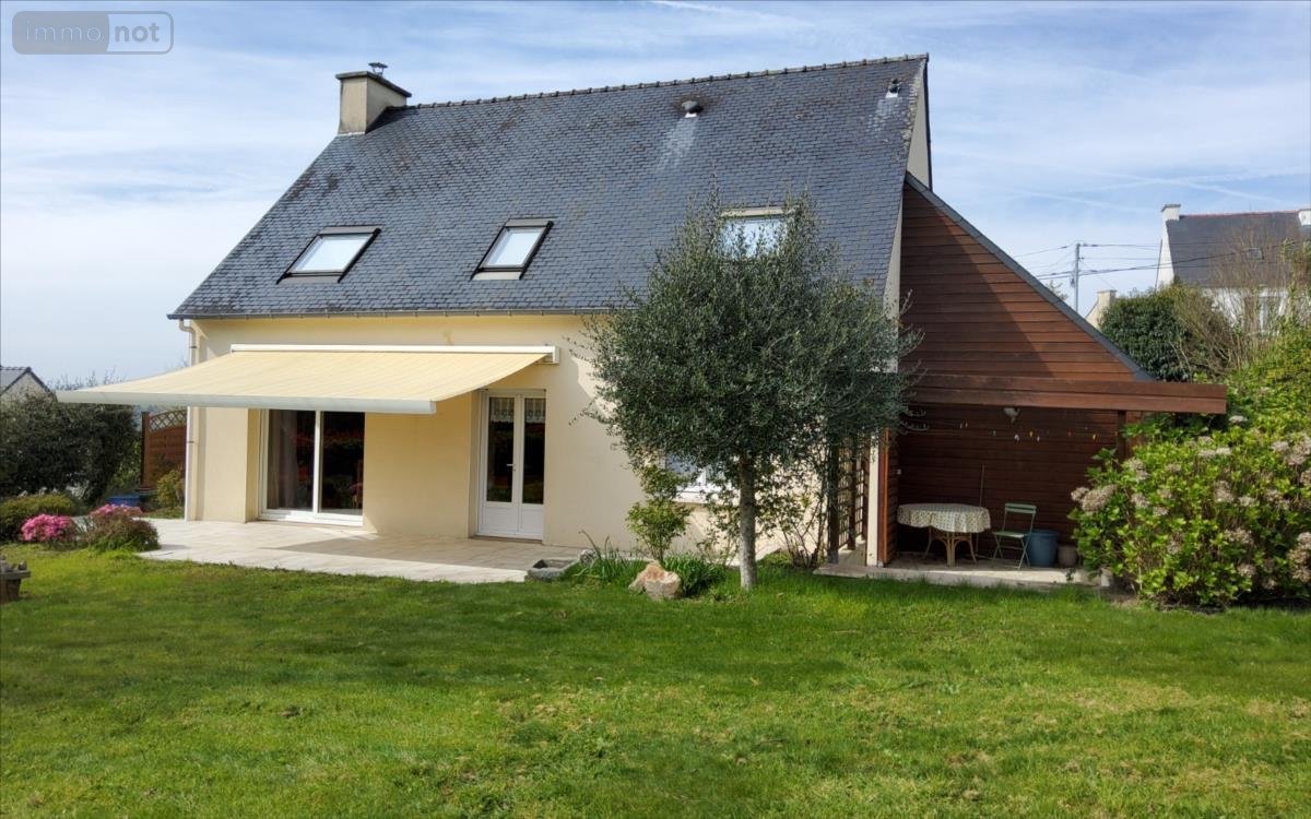 Maison a vendre Carhaix-Plouguer 29270 Finistère 130 m2 6 pièces 299250 euros