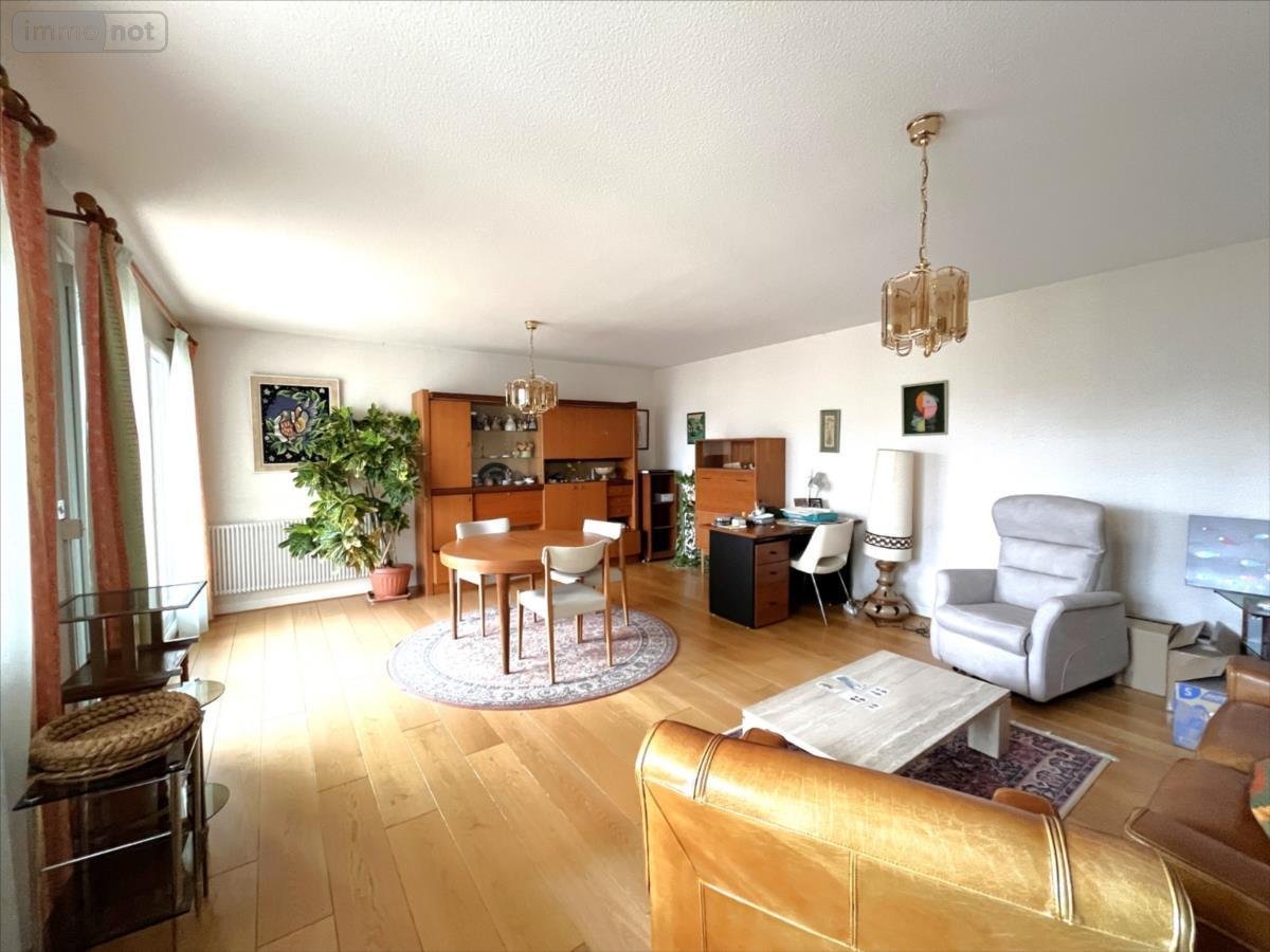 Appartement a vendre Blois 41000 Loir-et-Cher 91 m2 4 pièces 116870 euros