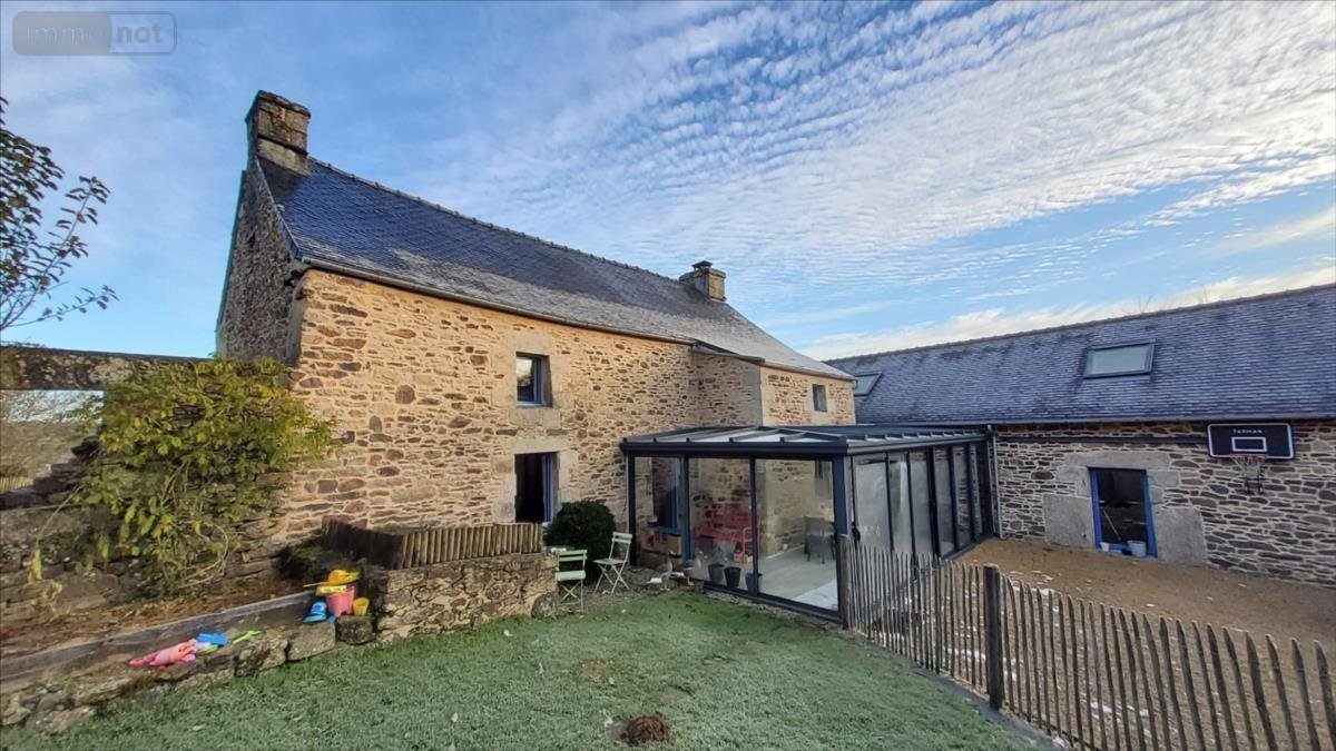 Maison a vendre Huelgoat 29690 Finistère 175 m2 6 pièces 419000 euros